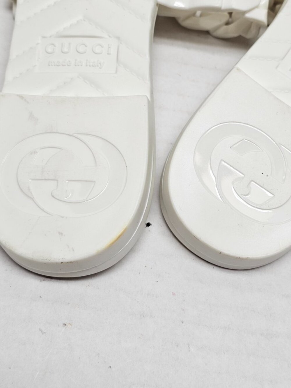 Gucci Slide Slip On White Sandals Buckle Chain Link design Made in Italy 39 - Picture 13 of 16